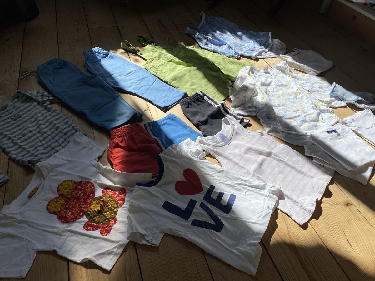 Lotti & Set di vestiti: Baby- und Kleinkindpakett – Usato da Bern venduto da malefant116 3