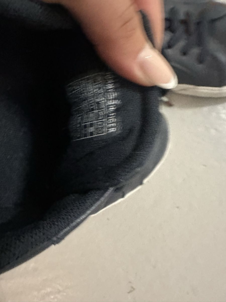 Tommy Hilfiger Scarpe da uomo: Tommy Hilfiger Sneaker dunkelblau Leder Grösse 45 – Usato da Reinach BL venduto da Alles_muss_weg00 4