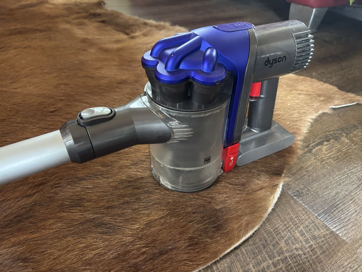 Dyson Aspirapolveri & Accessori: Aspirateur Dyson DC35 multiFloor  – Usato da Mézières VD venduto da P-M-C 3