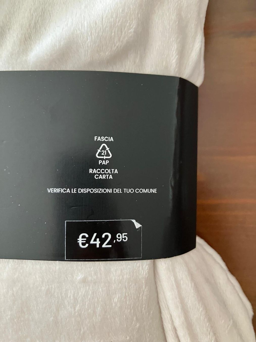 Negligees & Pigiami: New GoldenPoint Winter Pyjamas – Nuovo e nell'imballaggio originale da Monte Carasso venduto da arn_dime 2