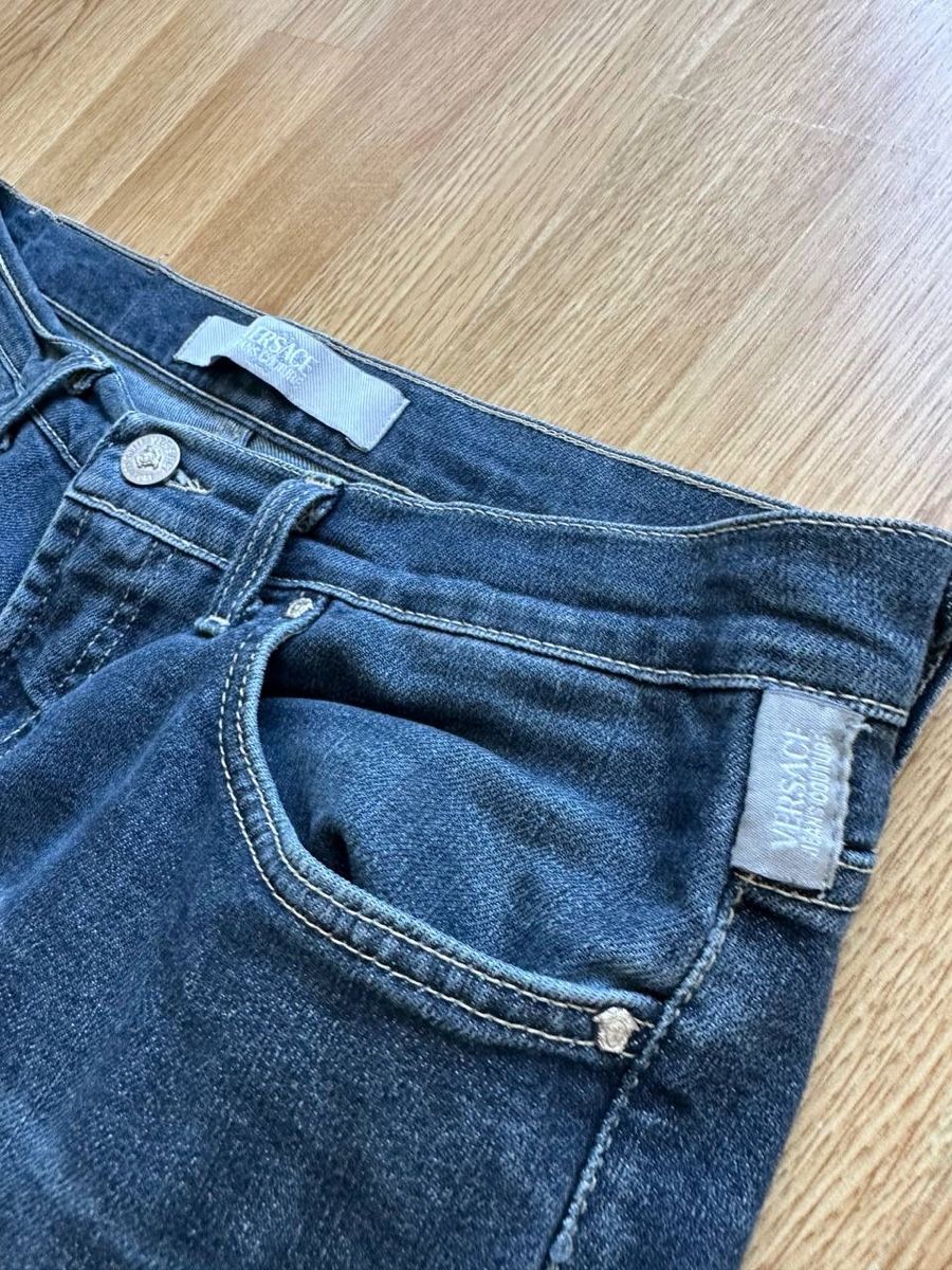 Versace Jeans: Versace Jeans  – Usato da Pfäffikon ZH venduto da Nataliia. 2