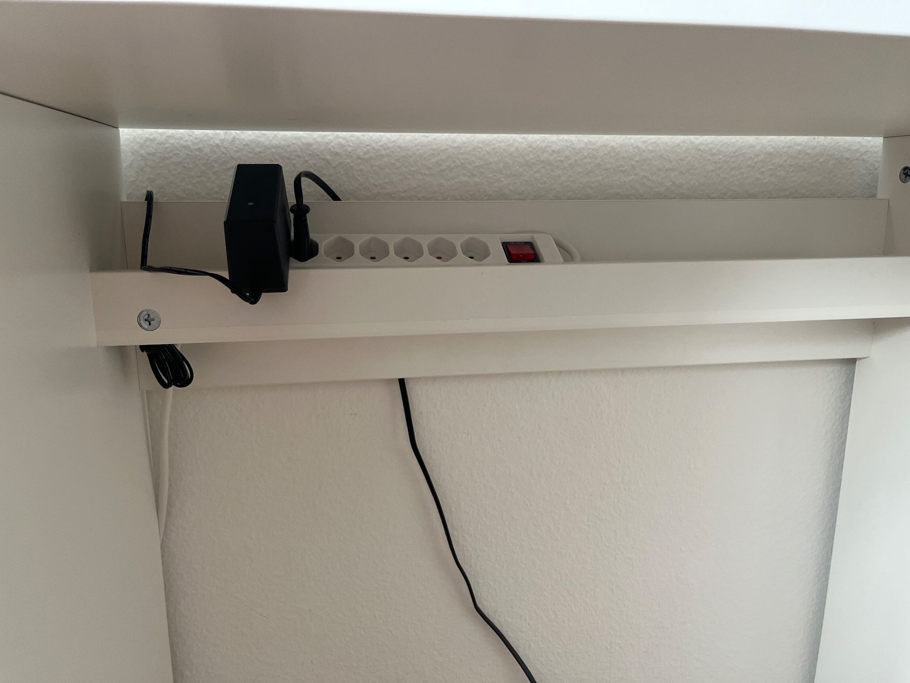 Ikea Scrivanie: Schreibtisch Ikea Kallax – Usato da Zürich venduto da fed_6snx 2
