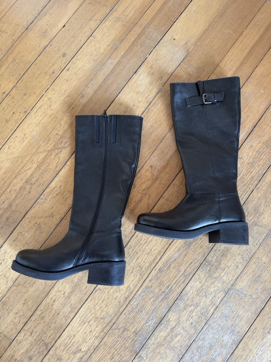 Damenschuhe: Cool boots  – Gebraucht aus Männedorf von Clearskies 2
