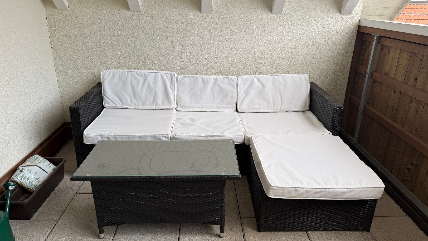 Divani: Garten Lounge Set (Sofa + Tisch) – Usato da Zürich venduto da isa_xd88