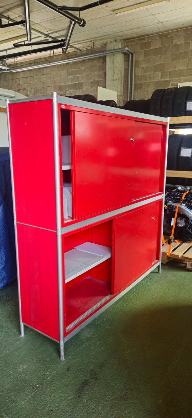 Lista Armadi: Ordnerschrank – Usato da Schattdorf venduto da BunschiTec