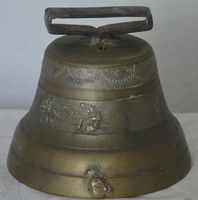 Glocke für die Kuh / cloche pour la vache