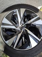 Original Volvo-Felgen mit Winterpneus für XC 90275/45R20VXL