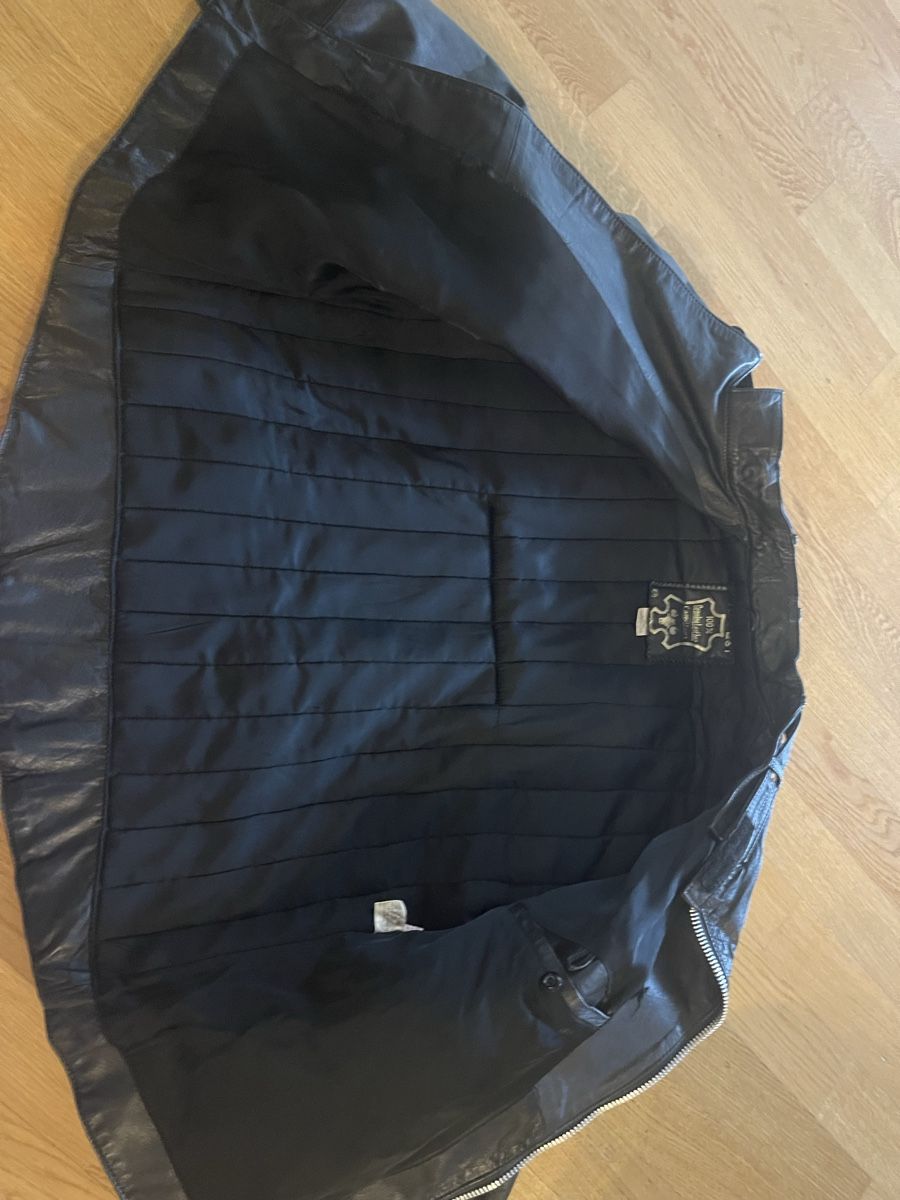 Giacche: Jacke Coole echt Lederjacke Gr. 52 – Usato da Rüschlikon venduto da Lajniii 2