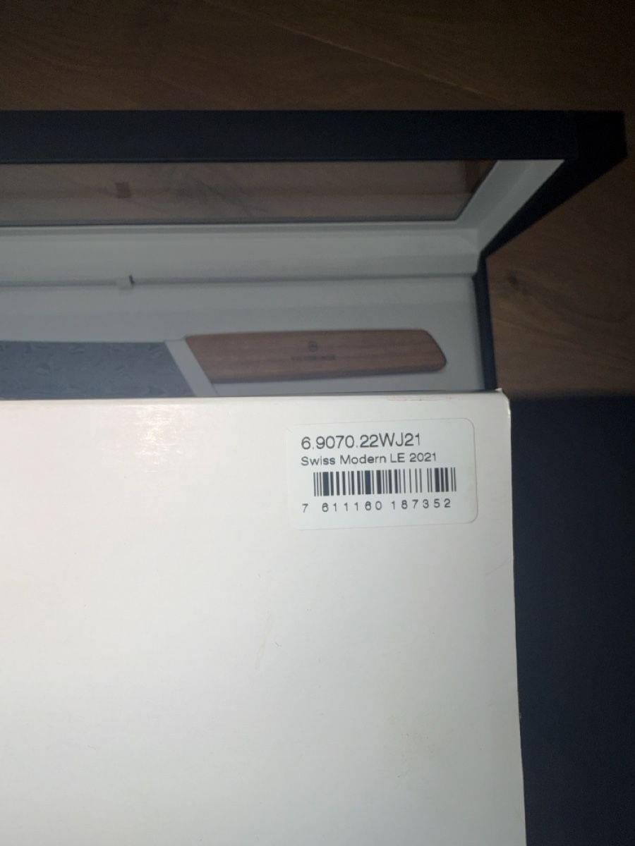 Victorinox Küchenmesser: Damast Messer mit Holzgriff im Etui – Neu und originalverpackt aus Neschwil von mch_kvt2 1
