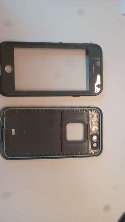 Cover & Protezioni schermo: iPhone 6 Wasserdichtes Case – Usato da Bassersdorf venduto da Thg31 1