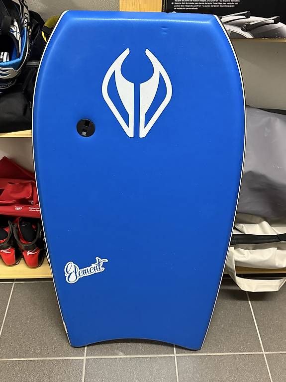 Surfboards & Schwimmbrette: NMD Element PE Bodyboard  Wavecore – Neu und originalverpackt aus Lugano von geo_hk9m