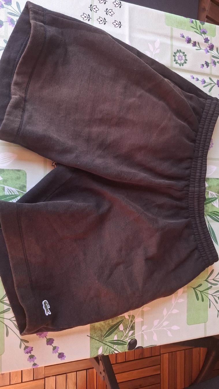 Lacoste Hosen: Lacoste Hose – Gebraucht aus Aesch BL von fabi.07