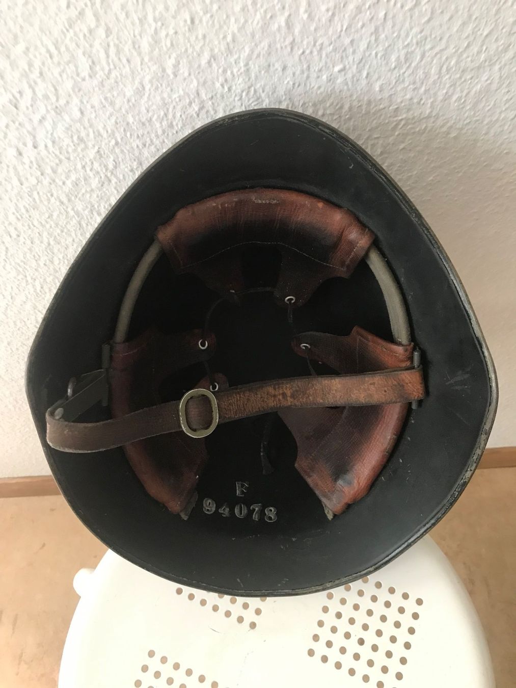 Uniformen & Effekten: Antiker original Schweizer Armee Militär Stahlhelm – Gebraucht aus Zürich von Limea0 4
