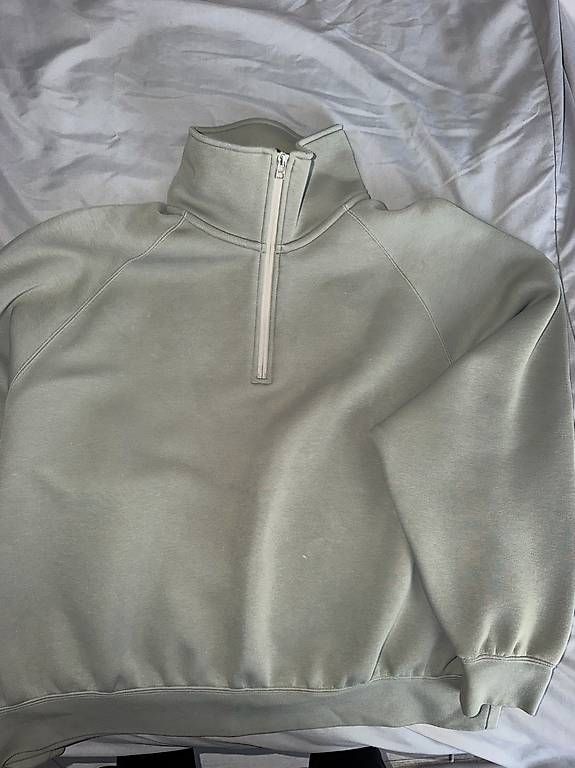 Maglioni & Felpe: Nike Half-Zip Pullover Khaki/Grün Gr. L – Usato da St. Gallen venduto da kuz_5pth 1