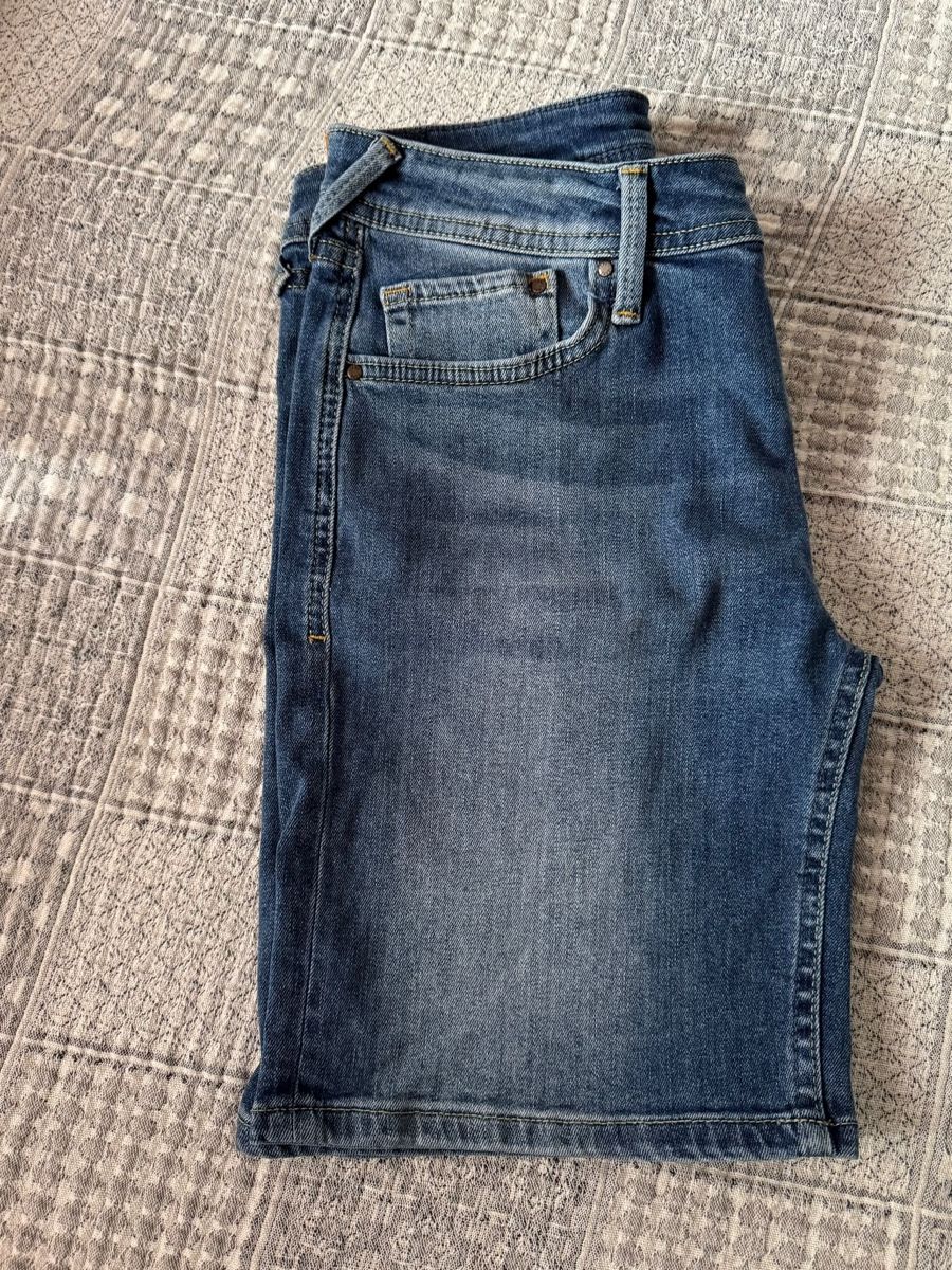 Pepe Jeans Pantaloni: Pepe Jeans Damen Shorts Grösse 28 – Usato da Zollikon venduto da snowflake10- 2