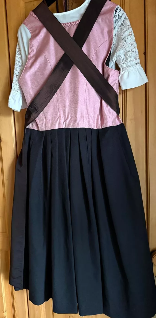 Vestiti: Dirndl – Usato da Flawil venduto da Stella_3 6