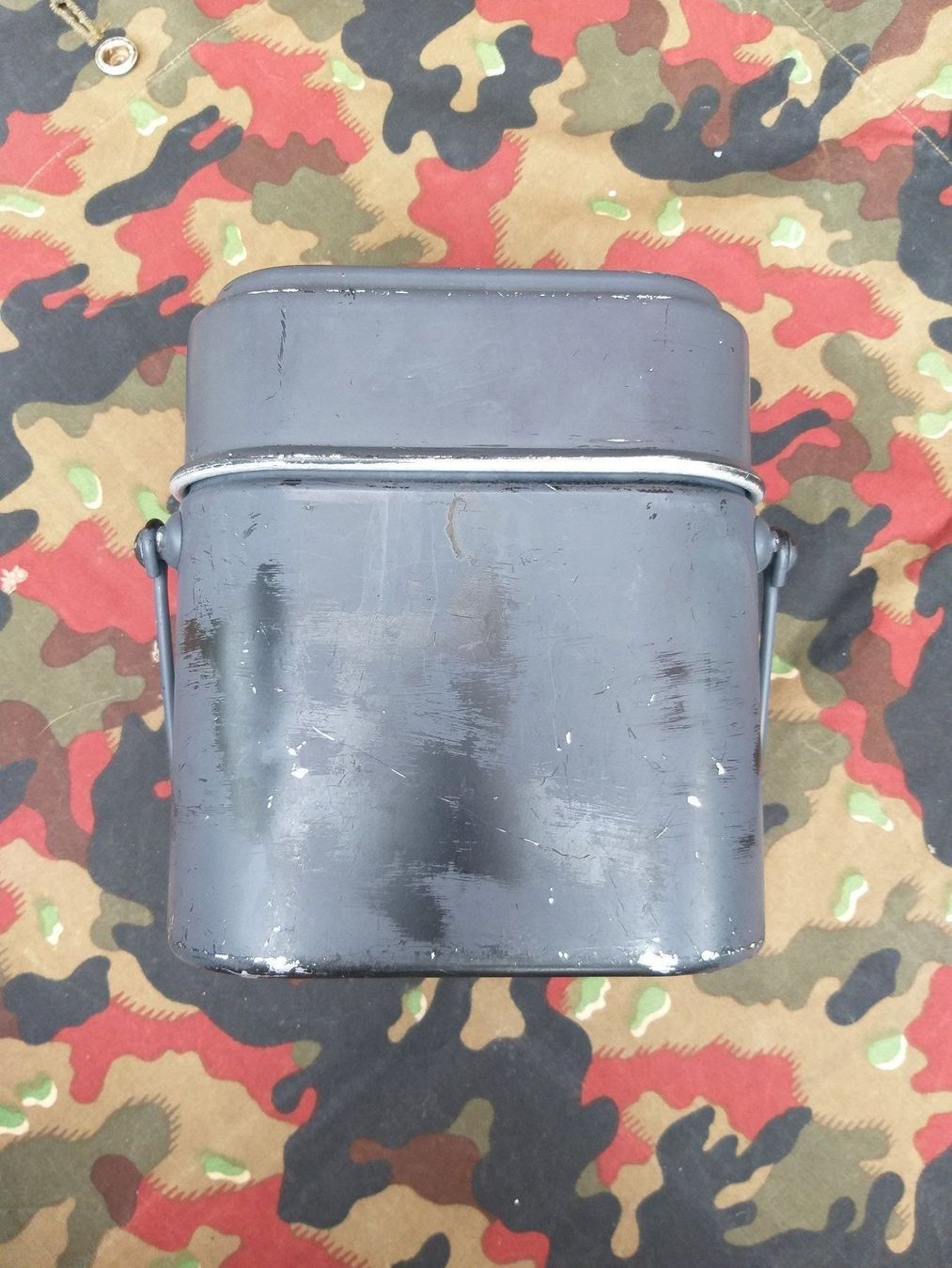 Schweizer Armee Uniformi: Kochgeschirr Mod. 1898/20 SIGG 1979 – Usato da Bauma venduto da SwissMilitaria 1