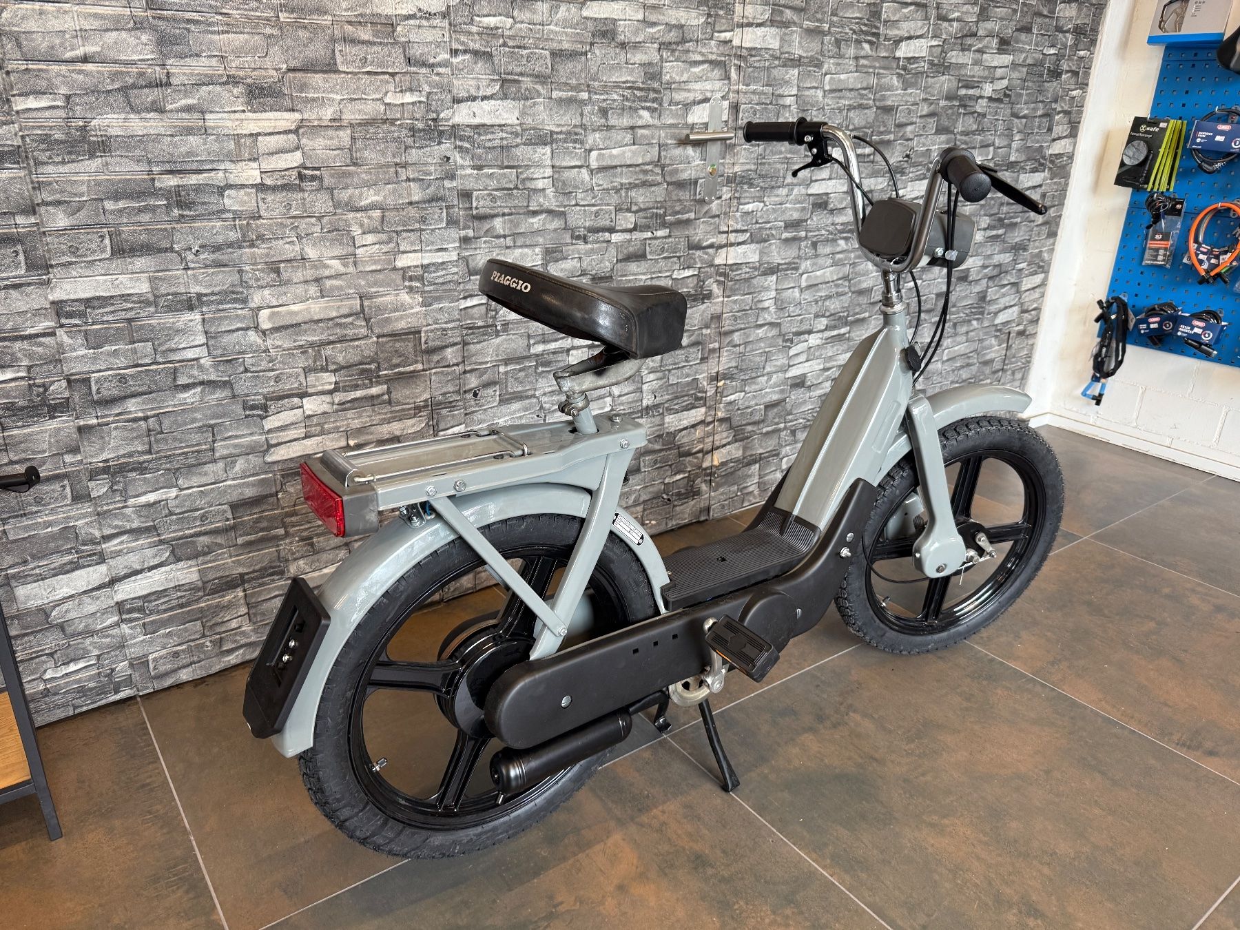 Piaggio Ciclomotori: Piaggio Ciao Neuaufbau – Usato da Root venduto da E.H.Velo 2