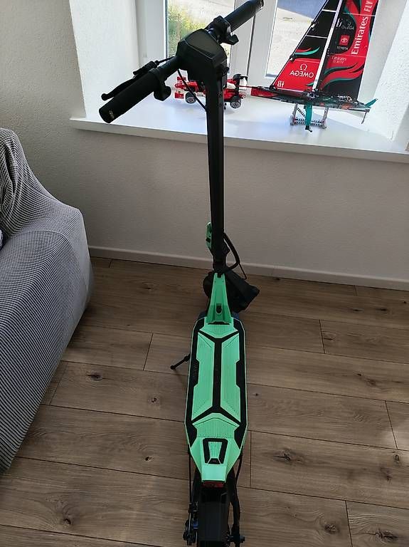 Kickboard: Trottinette électrique Urban – Gebraucht aus Bévilard von jul_ckq6 2