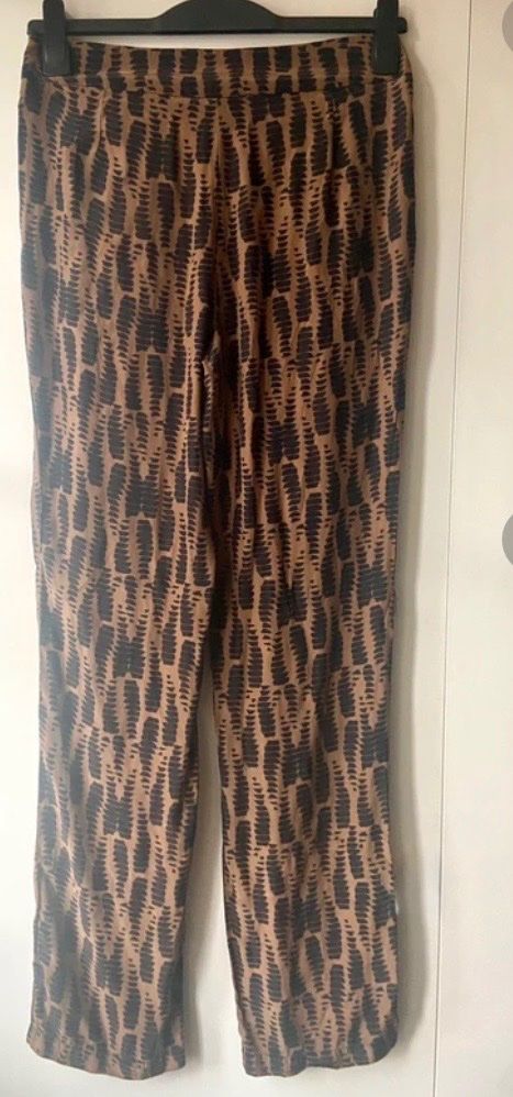 Pantalons: Seidenhose M Saplala – D'occasion à Basel par NormaJean01 4