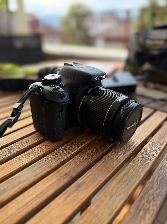 Canon Kamera: Canon EOS 600D Spiegelreflexkamera-Set mit 2 Objektiven – Gebraucht aus Kriens von Rina456 3