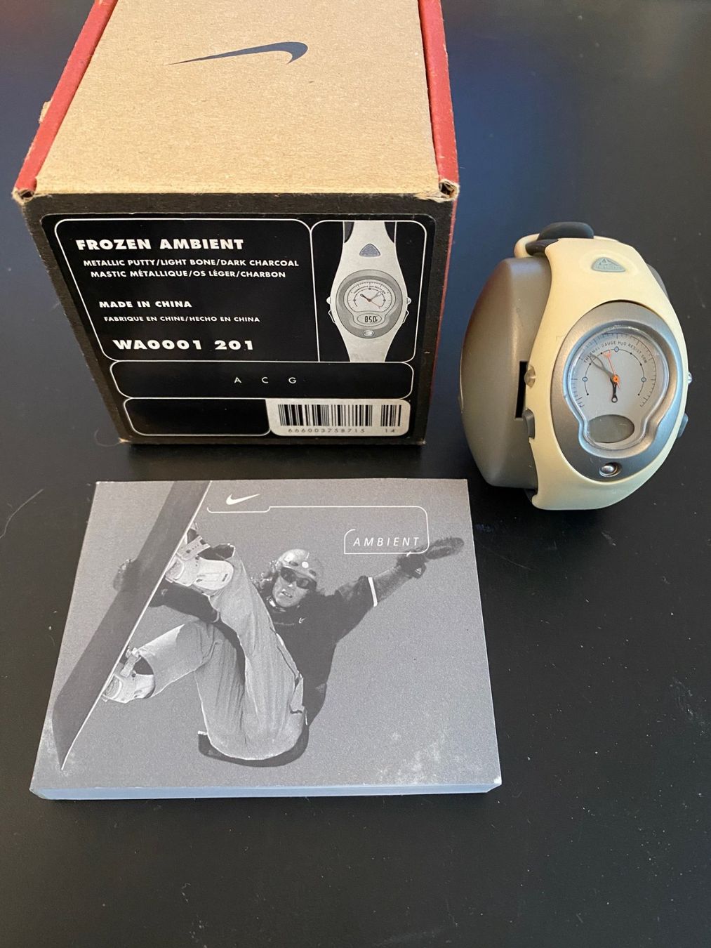 Orologi: Nike Uhr "Frozen Ambient" – Nuovo e nell'imballaggio originale da Olten venduto da Metacomet