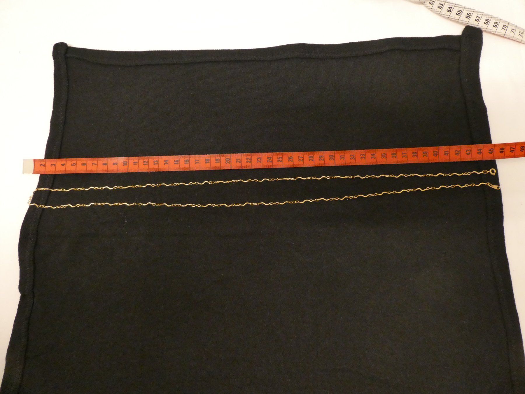 Catenine: Goldfarbenes Ketteli Schmuck – Usato da Tann venduto da Geepap