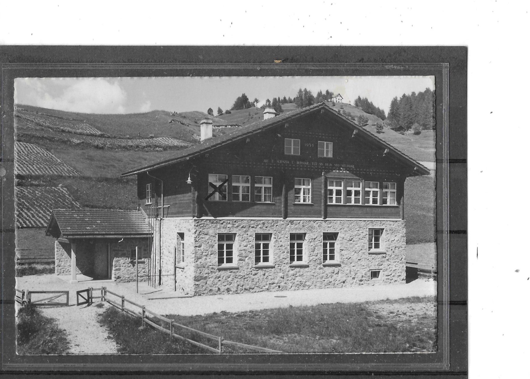 Cartoline postali: GR Feldis 1958 Schulhaus – Usato da Schocherswil venduto da Wilare