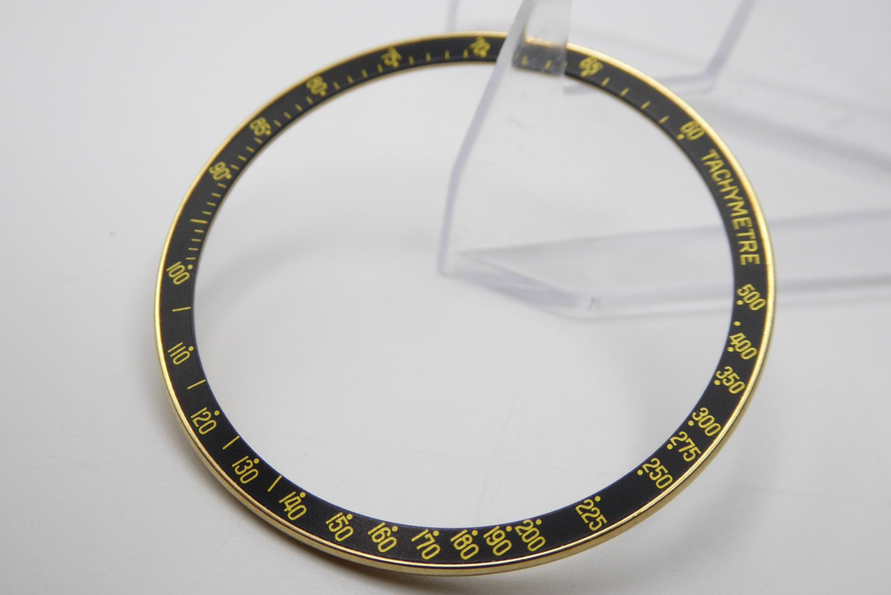 Omega Orologi: Omega Speedmaster bezel gold 40mm – Nuovo (secondo la descrizione) da Geneve venduto da adr_xk6n 4