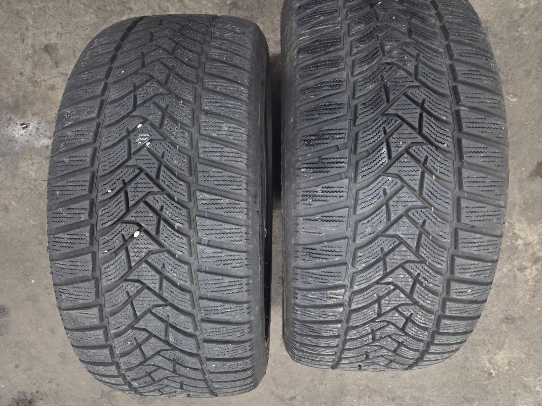 Dunlop Pneus & Kompletträder: Winterreifen – Gebraucht aus Etziken von elena037