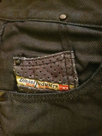 Neue Diesel Jeans schwarz