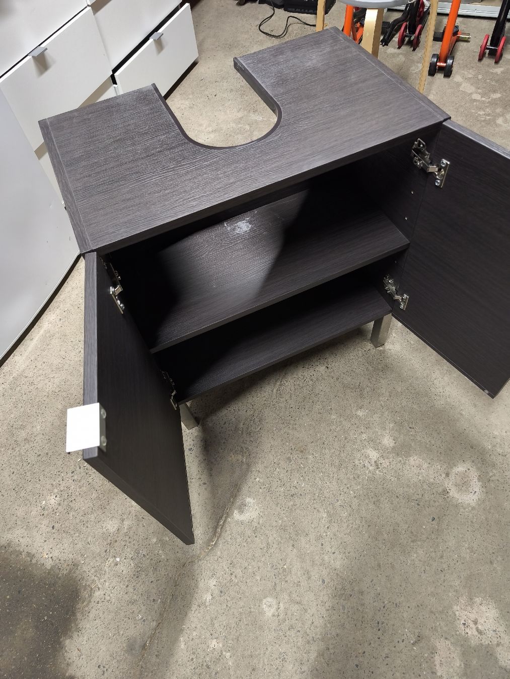 Mobili per bagno: Waschbeckenunterschrank dunkelbraun  – Usato da Biezwil venduto da Nightfly01 1