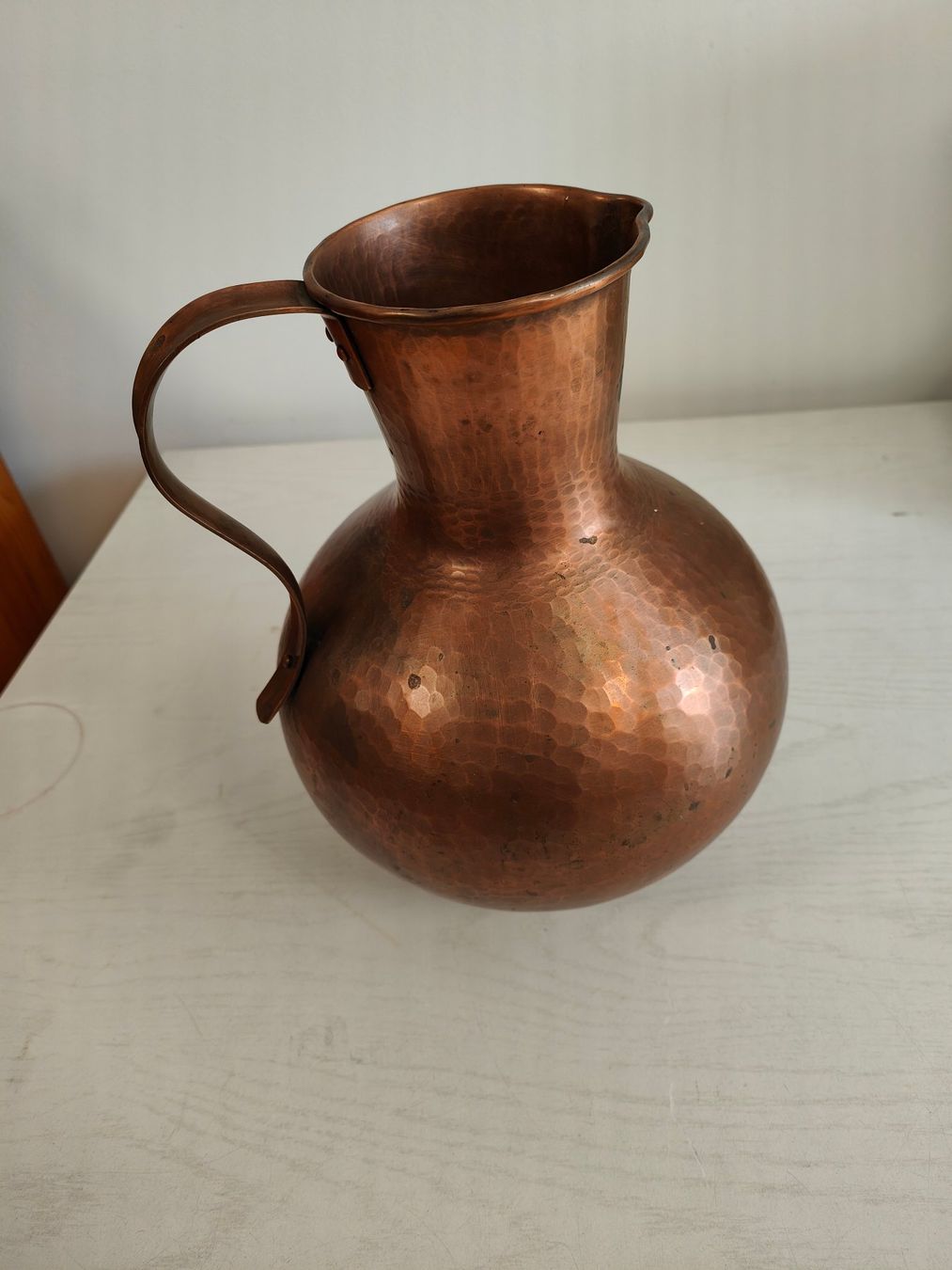 Vasi & Recipienti: Kupferkrug mit Henkel, Hammered-Look – Usato da Hemishofen venduto da Lany 2