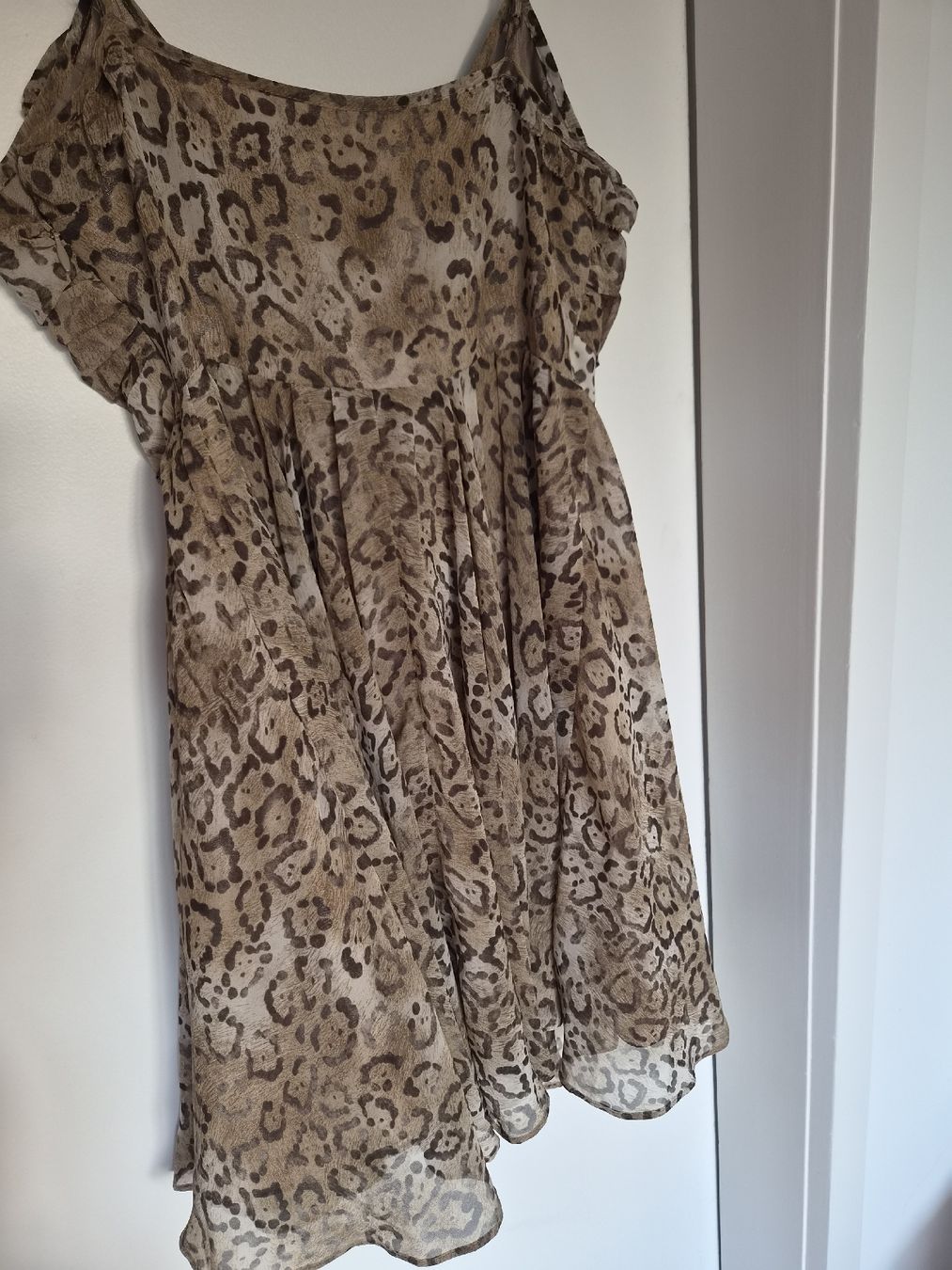 Guess Vestiti: Guess – Nuovo (secondo la descrizione) da Zürich venduto da Natalia192k 1
