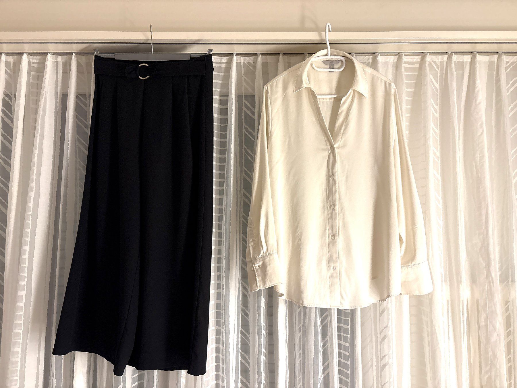 Kleiderpakete: Hosen mit Bluse Grösse M – Neu (gemäss Beschreibung) aus Glattbrugg von Ariel012 4