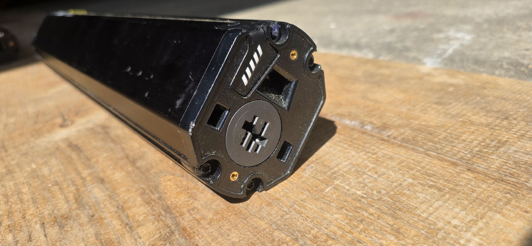 Bosch Batterie: Bosch Powertube 750 Vertikal – Usato da basel venduto da Propain 2