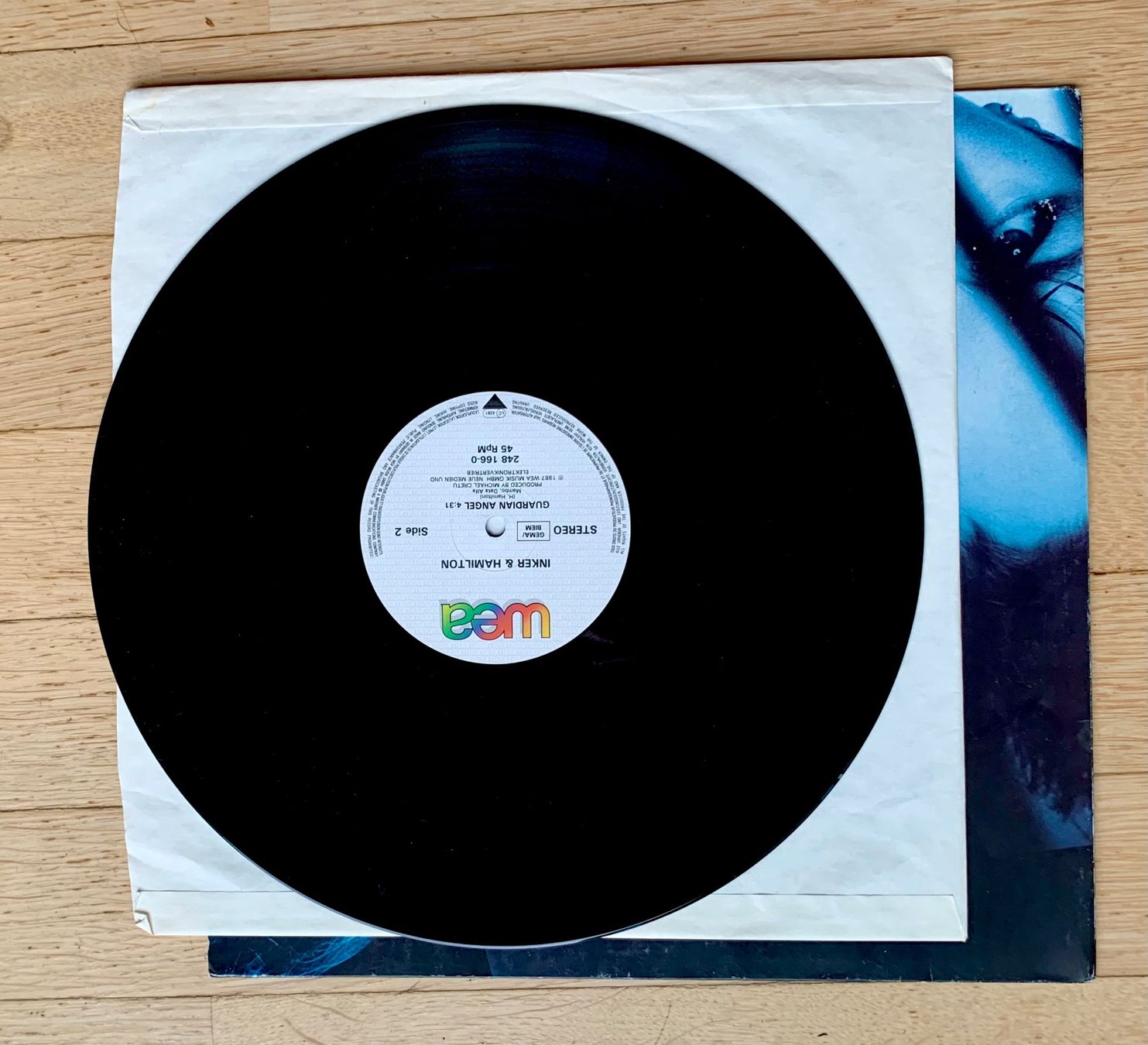 Dischi in vinile: Inker & Hamilton Dancing into Danger 12"Maxi – Usato da Zürich venduto da Fieber 3