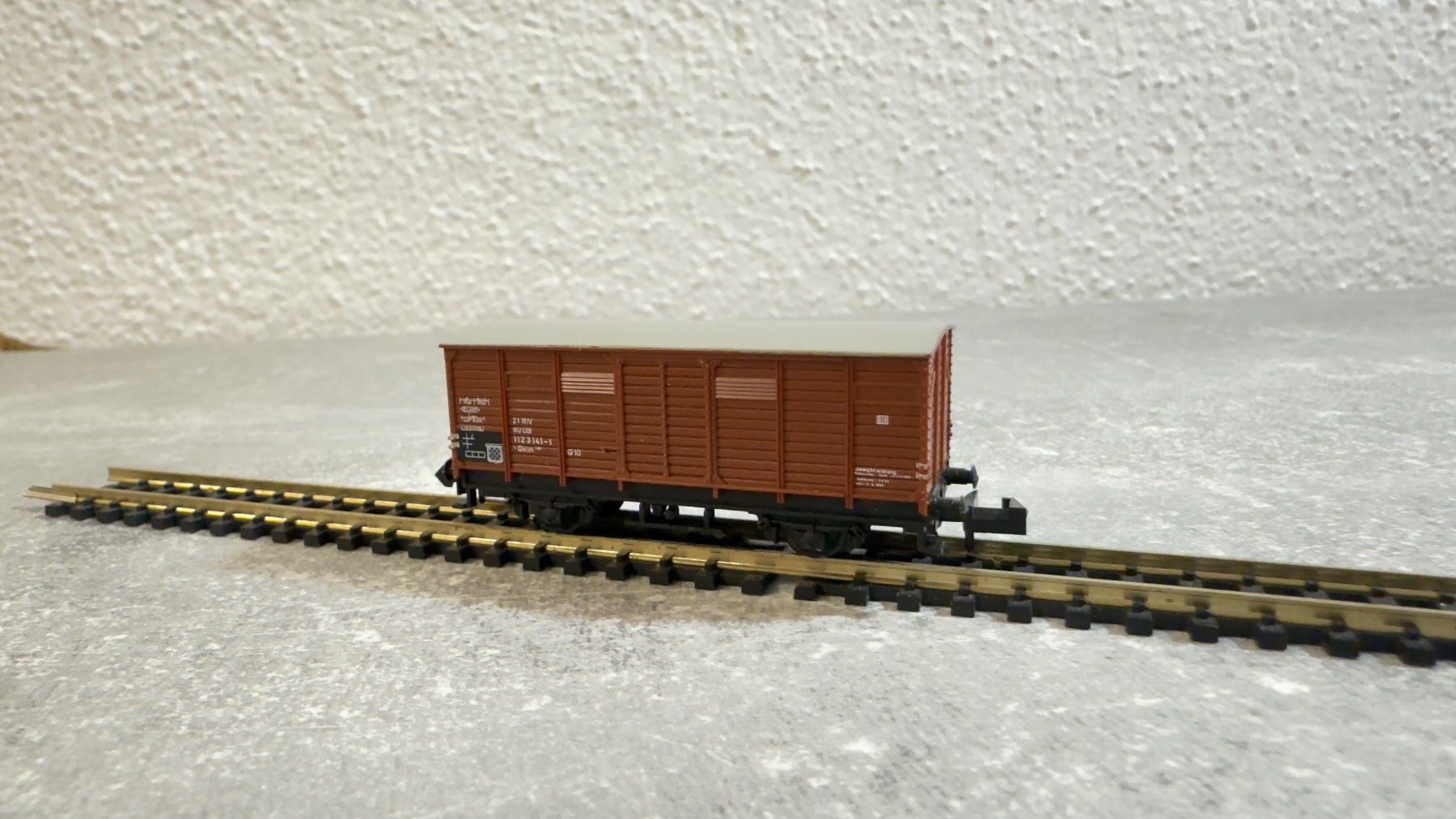 Trix Modellini di ferrovie: Trix Gedeckter Güterwagen Spur N – Usato da Windlach venduto da Kelebra 1