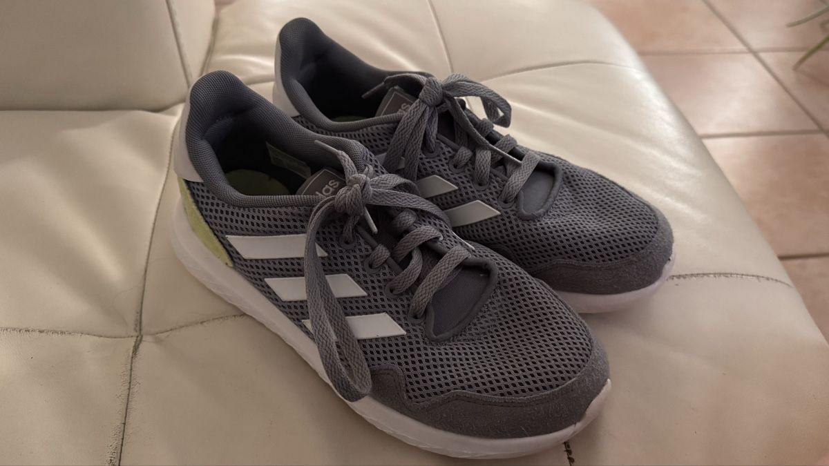 Adidas Scarpe da uomo: Adidas semelle blanche 37 1/3 – Nuovo (secondo la descrizione) da Morges venduto da fra_9pdn 2