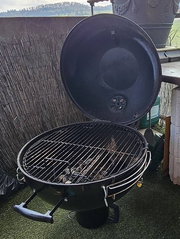 Grills: Kugel Grill 50 cm Durchmesser 60cm hoch – Gebraucht aus Frenkendorf von fel_vpj8 3