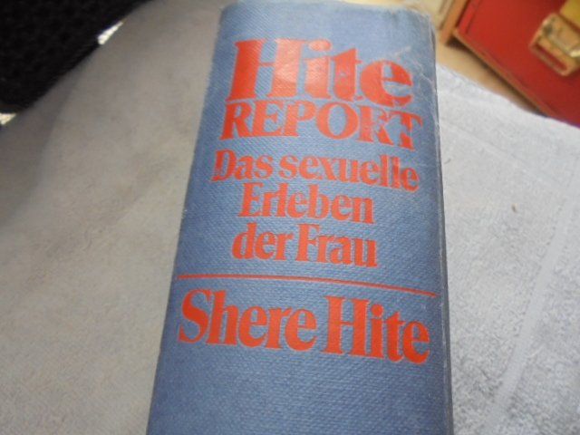 Libri: HITE Report von Shere Hite – Usato da Hinwil venduto da Glasperlen