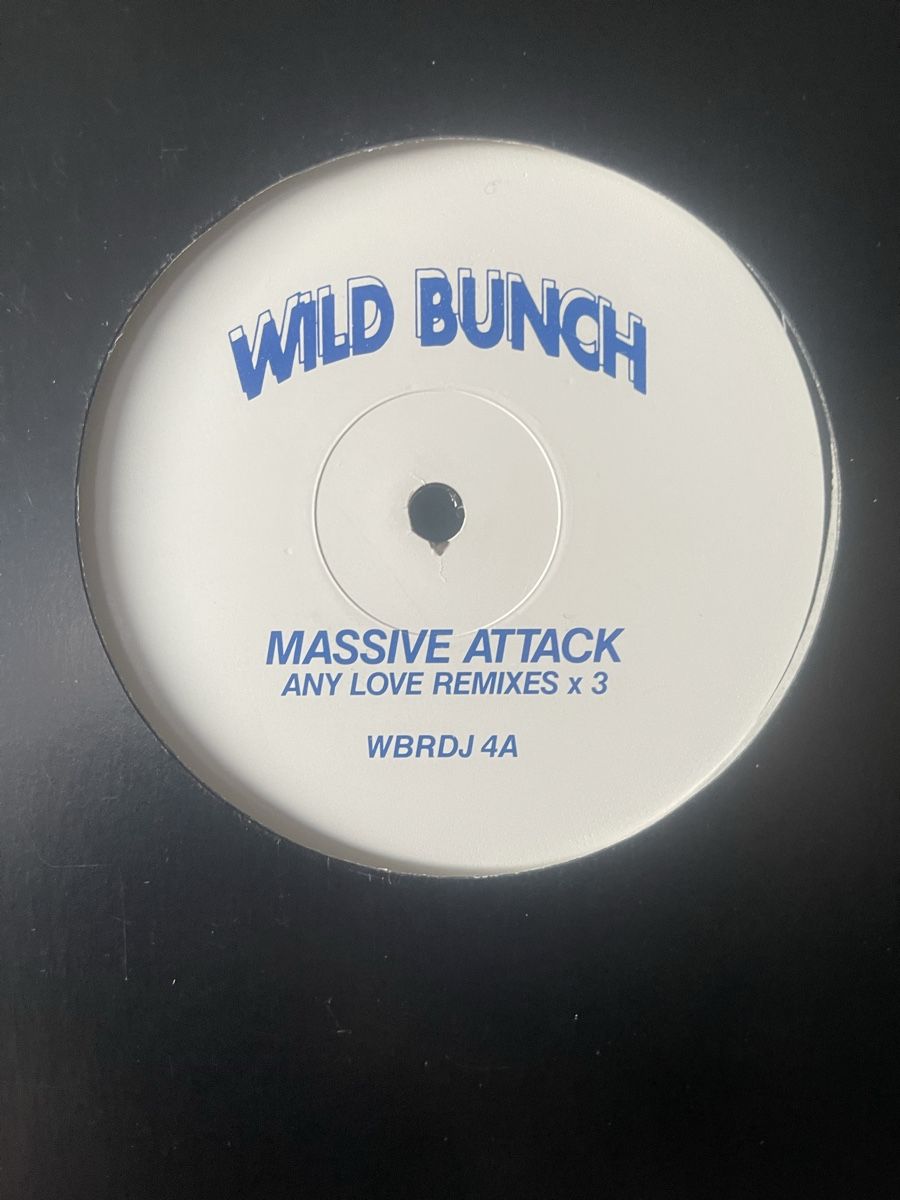 Dischi in vinile: Massive Attack / Any Love / Hymn Remixes – Nuovo (secondo la descrizione) da Dagmersellen venduto da stonefinger 1