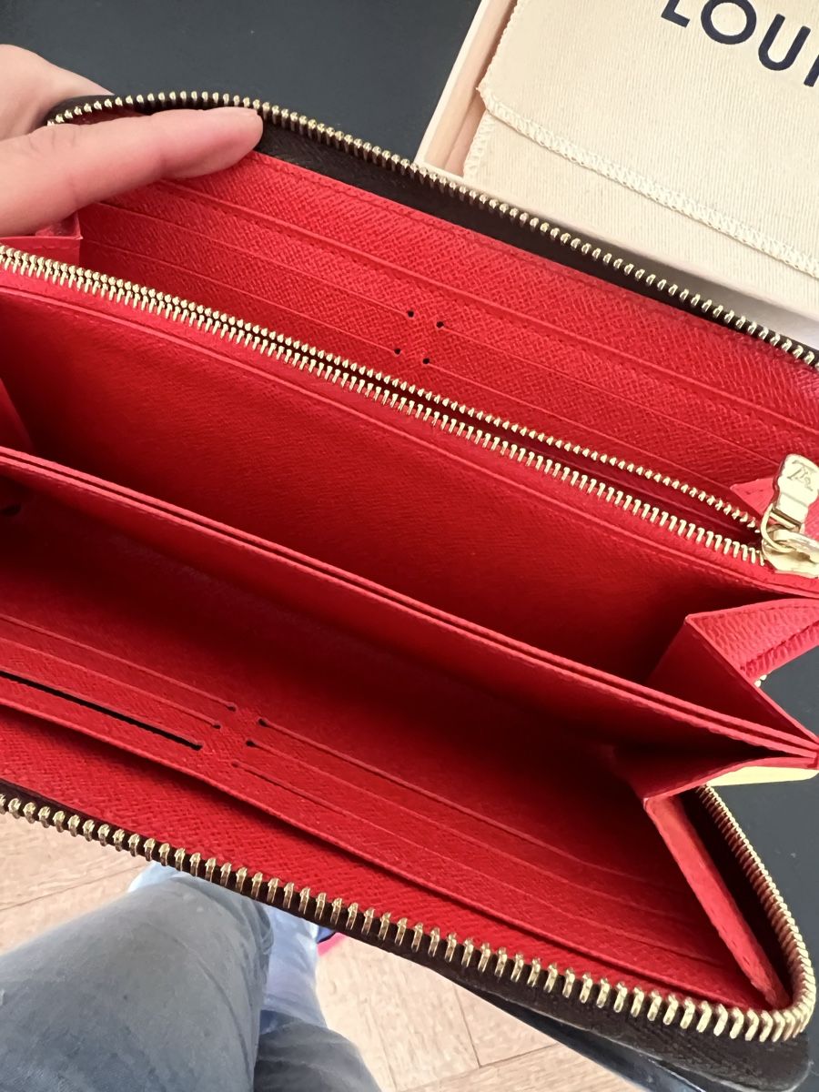 Louis Vuitton Portamonete: Portemonnaie Louis Vuitton Zippy Monogram – Usato da Solothurn venduto da Brini06 5