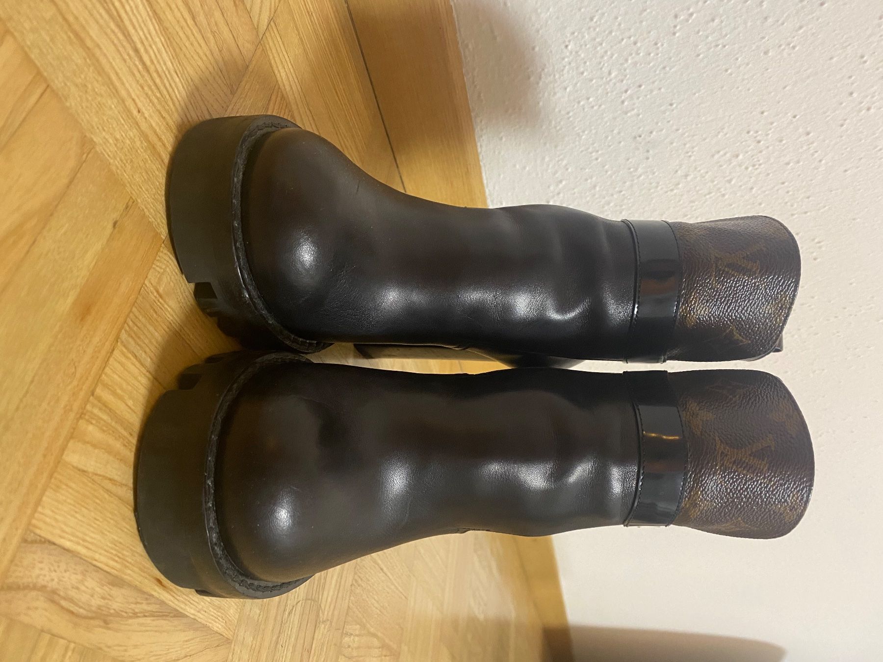 Louis Vuitton Scarpe da donna: Louis Vuitton – Nuovo (secondo la descrizione) da Gutenswil venduto da fio_m2nr 1