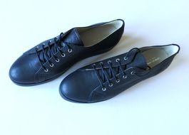 GIORGIO ARMANI eleganter Halbschuh, Leder, schwarz. Gr.40