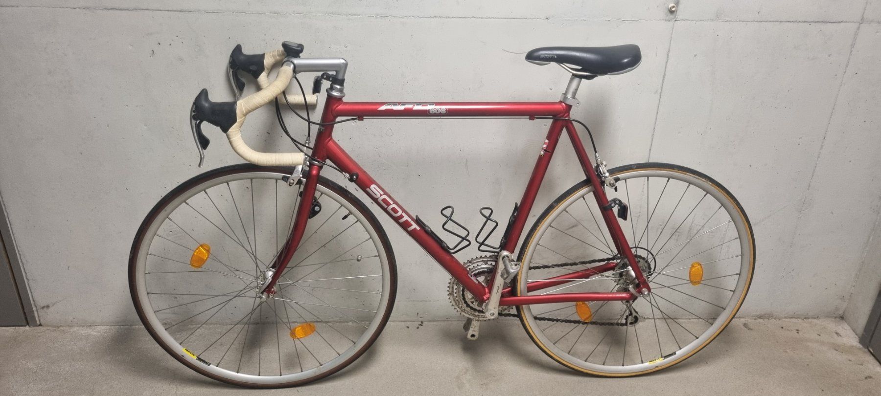 Scott Biciclette: Scott Rennvelo 28"mit Compagnolo Komponente – Difettoso da Zürich venduto da beaahaus