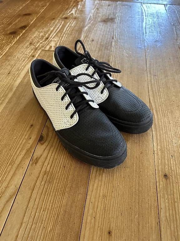 Scarpe da uomo: Chaussures Nike Stefan Janoski – Usato da Oron-la-ville venduto da Kil20 3