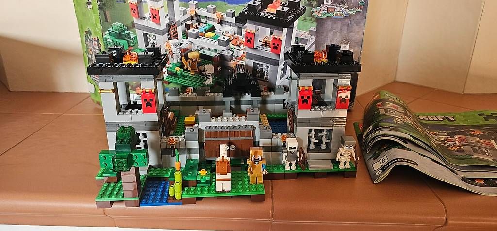 Lego Giocattoli: Lego® 21127 Minecraft Die Festung – Usato da Schaan venduto da Klemmbausteine