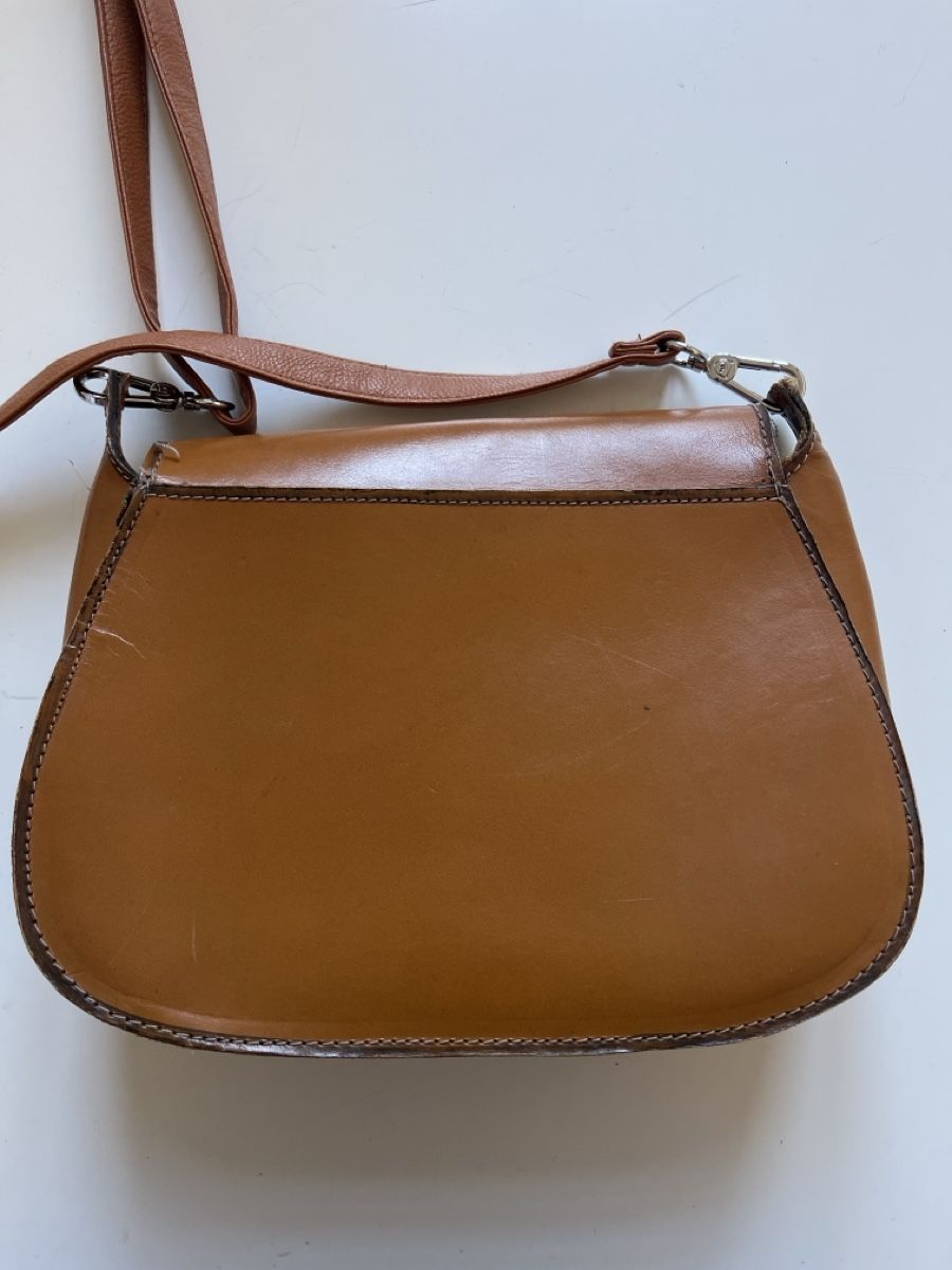 Borse da donna: Schulterträger aus Vintage-Hartleder – Usato da Riva San Vitale venduto da V.IP 1
