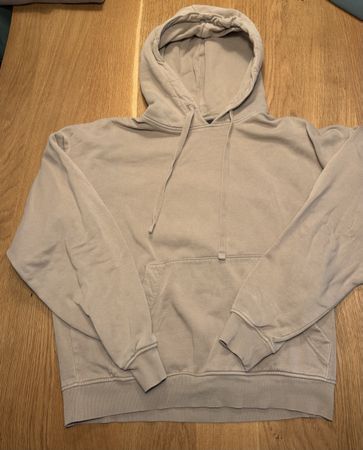 4 Pullover und Hoodies Set Grösse S gebraucht